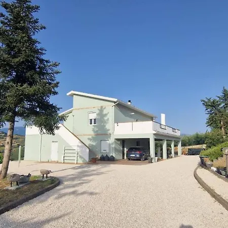 Serene Ground-floor With Private Pool In Apartment Castilenti