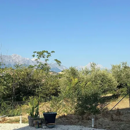 Apartment Serene Ground-floor With Private Pool In