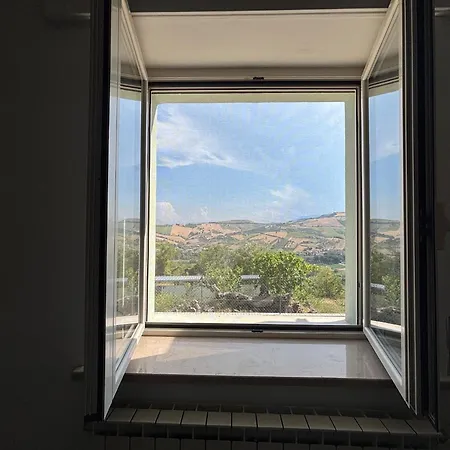 Apartment Serene Ground-floor With Private Pool In Castilenti